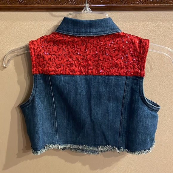 Youth girls stretch denim Vest with red sequins shoulders  button front 10/12 MC - Picture 7 of 9